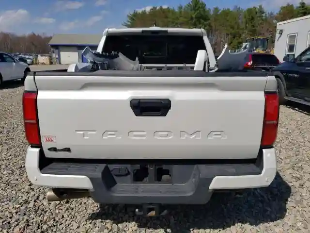 3TYLB5JN9RT015366 2024 TOYOTA TACOMA-5