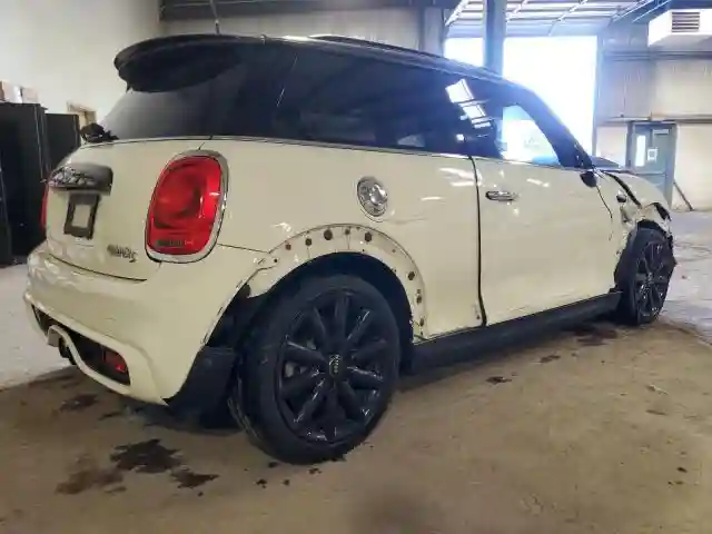 WMWXP7C52J2A47224 2018 MINI COOPER-2