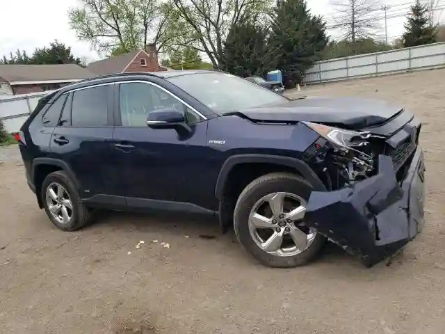 4T3B6RFVXMU010390 2021 TOYOTA RAV4-3