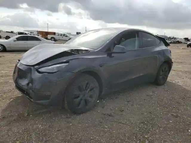 7SAYGDED4RA329638 2024 TESLA MODEL Y-0