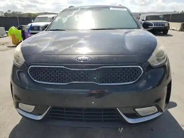 KNDCE3LC4H5082805 2017 KIA NIRO-4