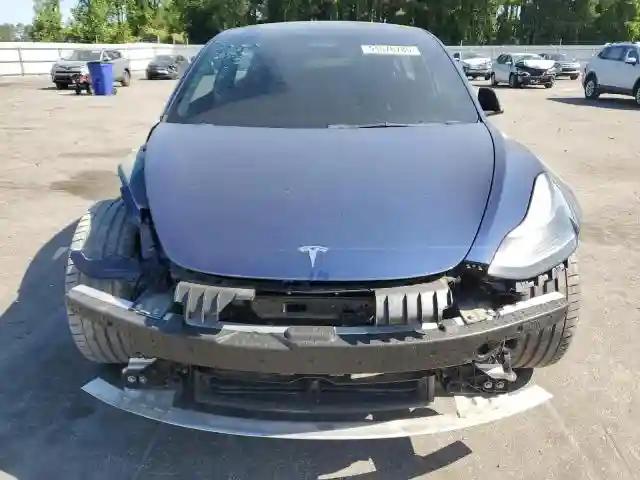 5YJ3E1ECXNF261118 2022 TESLA MODEL 3-4