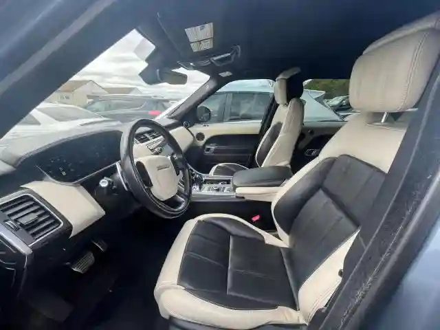 SALWV2SV4JA409879 2018 LAND ROVER RANGEROVER-4