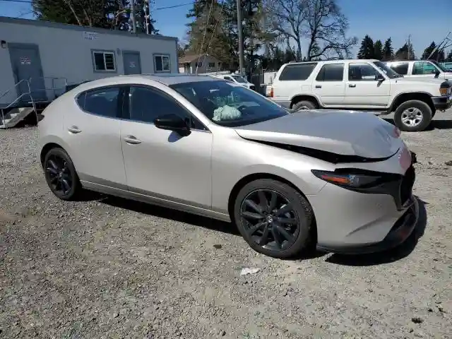 JM1BPBNY8R1650488 2024 MAZDA 3-3