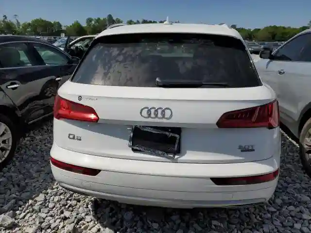WA1ANAFY8J2004645 2018 AUDI Q5-5