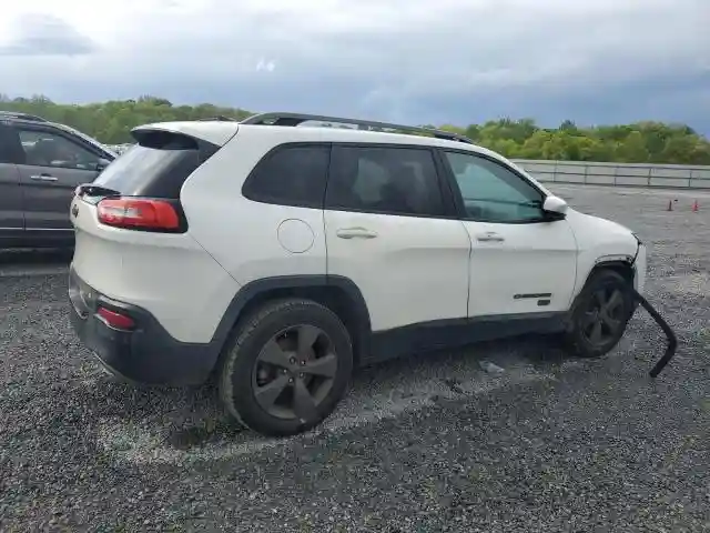 1C4PJMCS8GW250805 2016 JEEP GRAND CHEROKEE-2