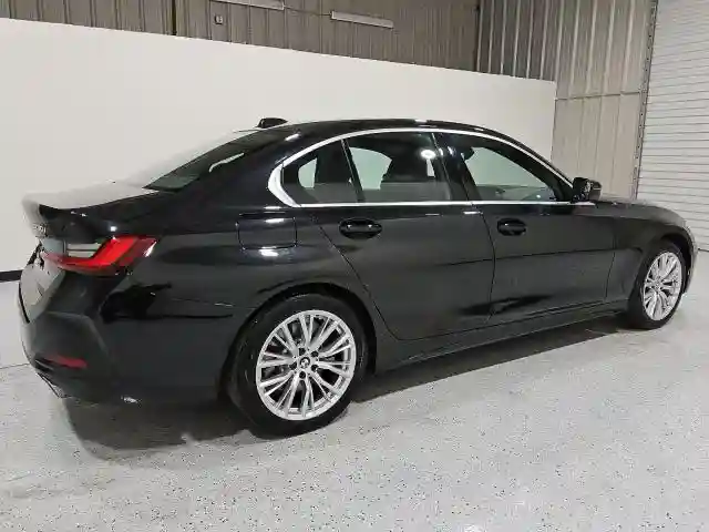 3MW89FF00R8E67499 2024 BMW 3 SERIES-2