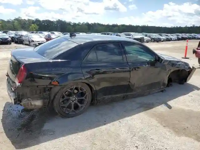 2C3CCAAG6KH613488 2019 CHRYSLER 300-2