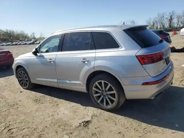 WA1LAAF72JD010960 2018 AUDI Q7-1