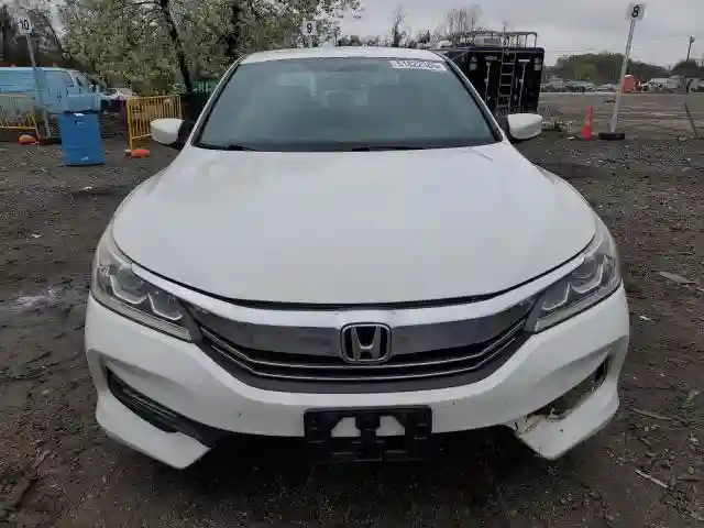 1HGCR2F53GA067635 2016 HONDA ACCORD-4