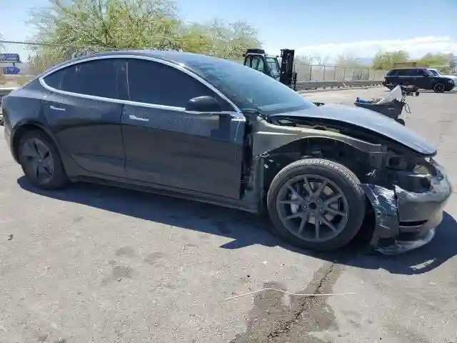 5YJ3E1EA7KF429307 2019 TESLA MODEL 3-3