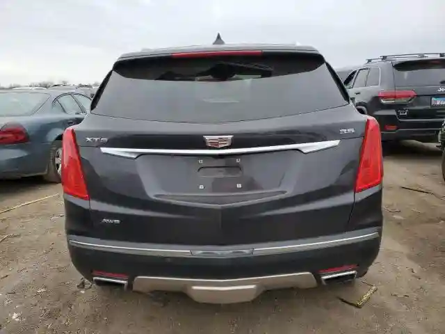 1GYKNFRS0HZ123610 2017 CADILLAC XT5-5