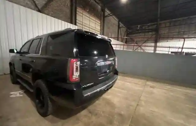 1GKS2CKJ6FR615557 2015 GMC YUKON-2