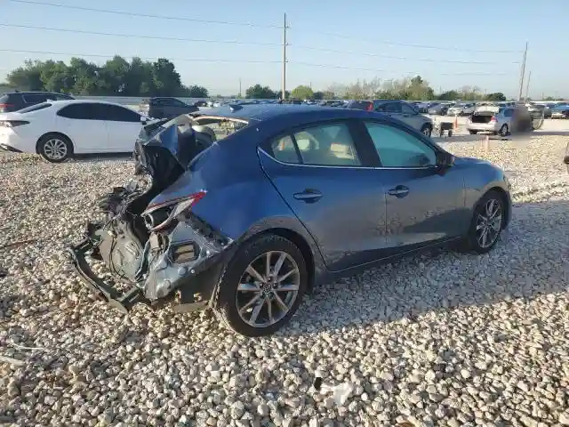 3MZBN1W32JM164055 2018 MAZDA 3-2