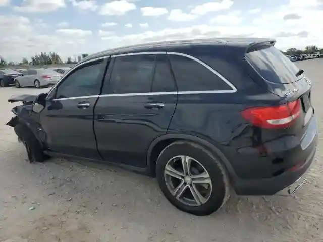 WDC0G4JB6HF123243 2017 MERCEDES-BENZ GLC-CLASS-1