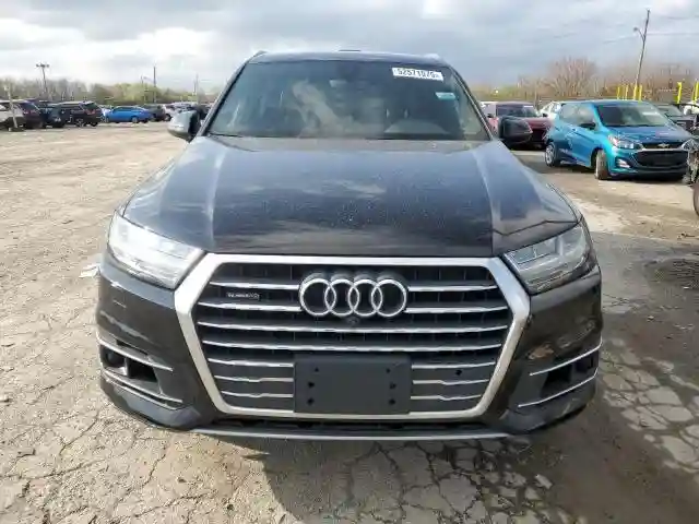 WA1LAAF70HD011101 2017 AUDI Q7-4