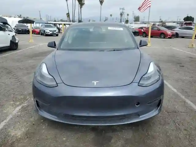 5YJ3E1EA5PF542678 2023 TESLA MODEL 3-4