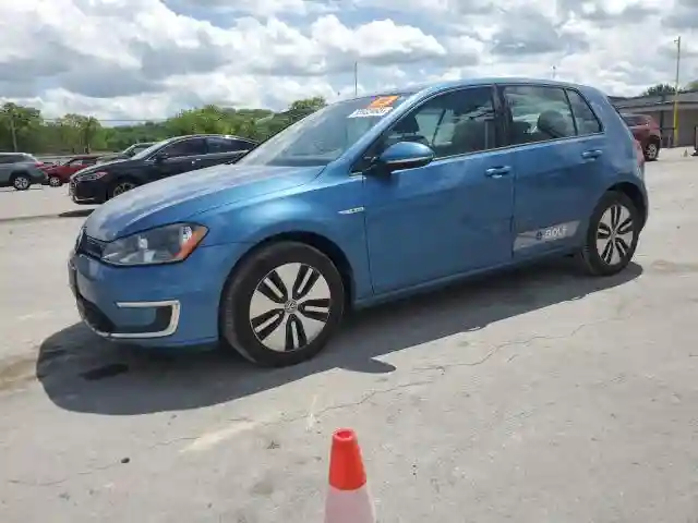 WVWKP7AU8GW916706 2016 VOLKSWAGEN GOLF-0