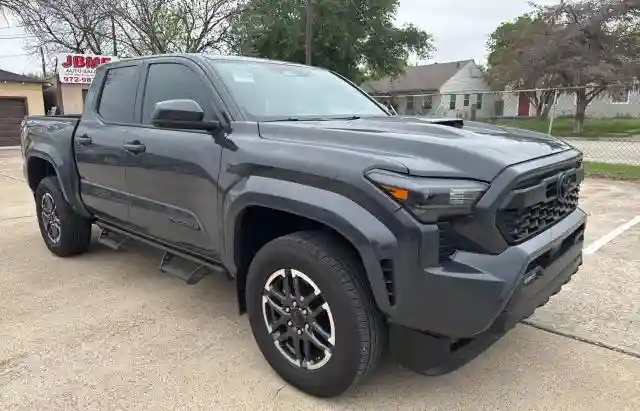 3TMKB5FN8RM015827 2024 TOYOTA TACOMA-0