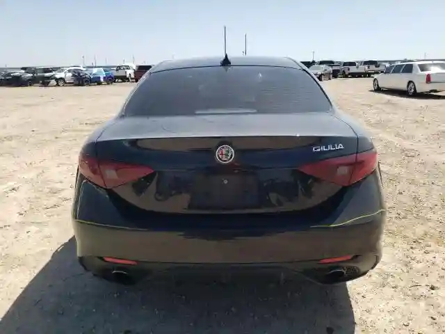 ZARFAEBN2J7576586 2018 ALFA ROMEO GIULIA-5
