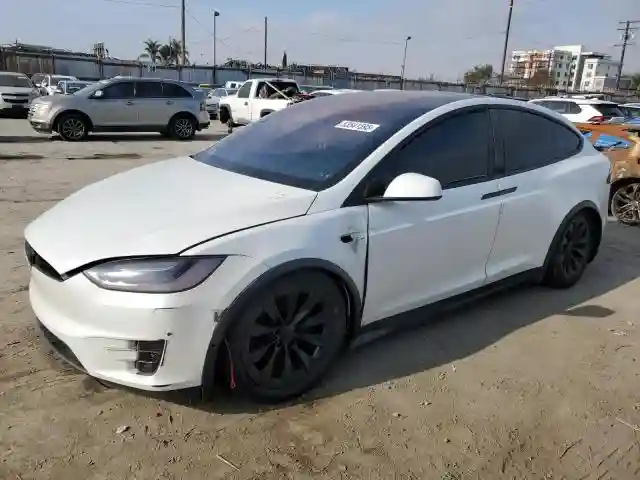 5YJXCBE22MF311576 2021 TESLA MODEL X-0