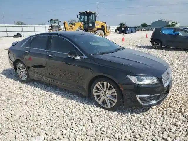 3LN6L5EC2HR613021 2017 LINCOLN MKZ-3