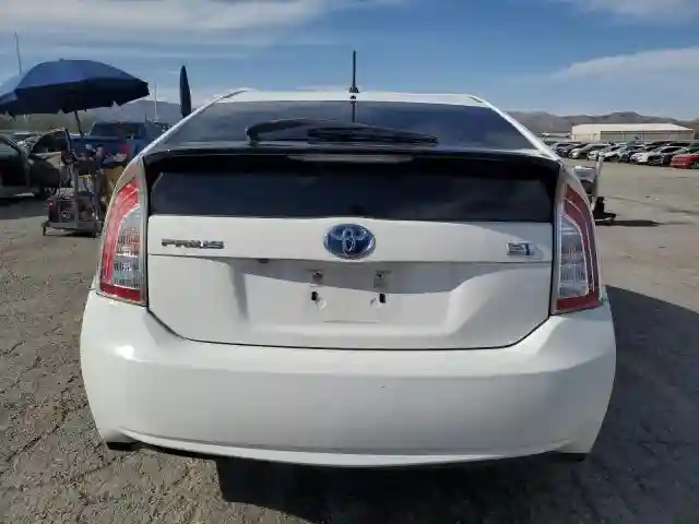 JTDKN3DU5F1934022 2015 TOYOTA PRIUS-5