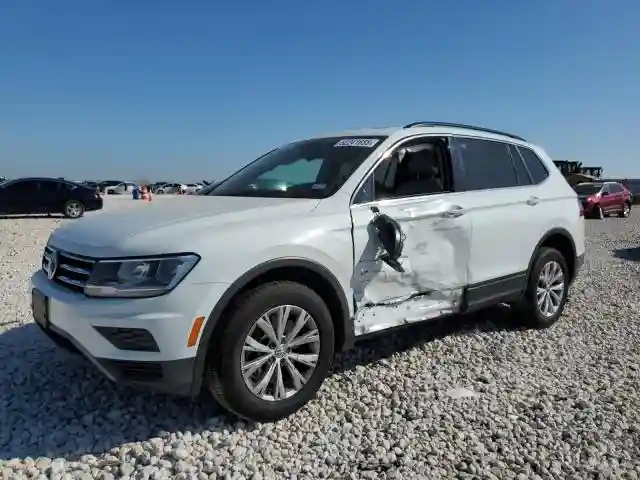 3VV3B7AX0KM028457 2019 VOLKSWAGEN TIGUAN-0