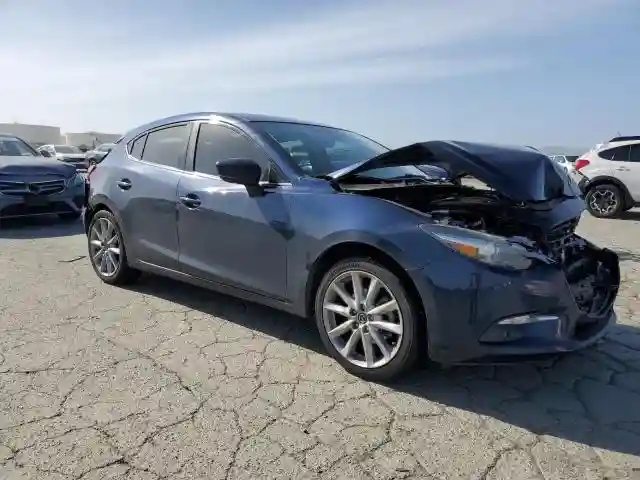 JM1BN1M31H1135059 2017 MAZDA 3-3
