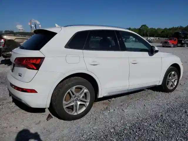 WA1ANAFY8J2004645 2018 AUDI Q5-2