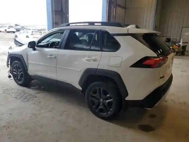 2T3J1RFV6RW415874 2024 TOYOTA RAV4-1
