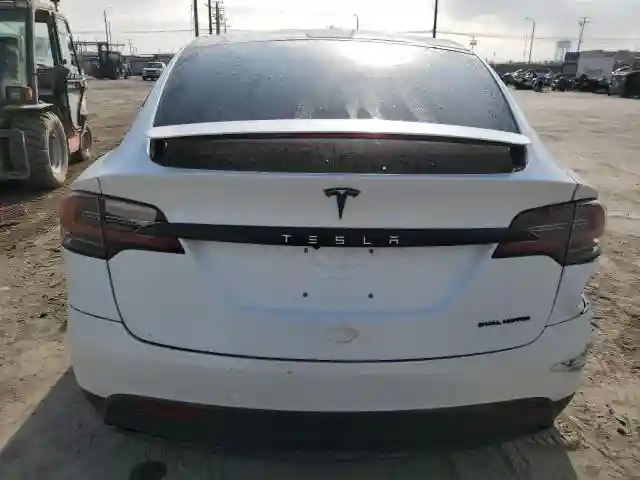 5YJXCBE22MF311576 2021 TESLA MODEL X-5