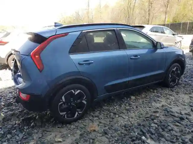 KNDCR3L18P5049372 2023 KIA NIRO WIND-2