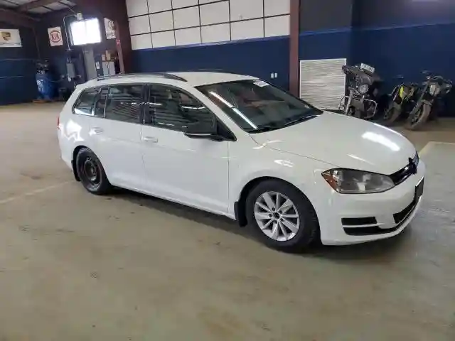 3VWA17AU2HM502073 2017 VOLKSWAGEN GOLF-3