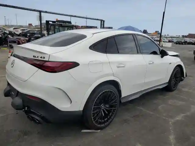 W1NKJ8HB8SF248239 2025 MERCEDES-BENZ GLC-CLASS-2