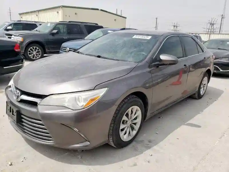4T1BF1FK7GU569724 2016 TOYOTA CAMRY-0