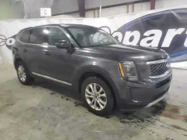 5XYP2DHC8LG062890 2020 KIA TELLURIDE-3