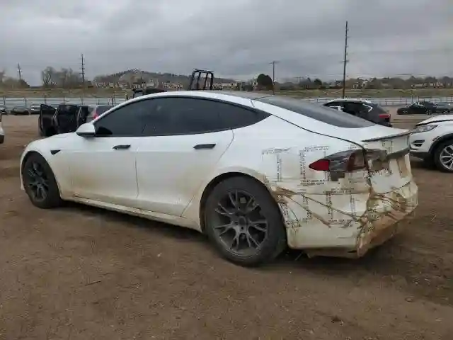 5YJSA1E69NF461067 2022 TESLA MODEL S-1