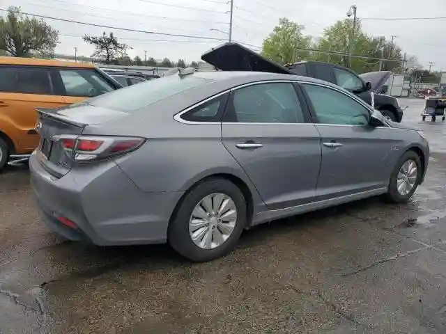 KMHE24L32HA071053 2017 HYUNDAI SONATA-2