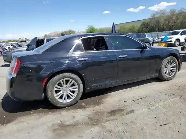 2C3CCAEG8HH580013 2017 CHRYSLER 300-2