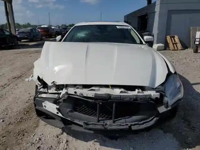 ZAM56XPA8N1391441 2022 MASERATI QUATTROPOR-4