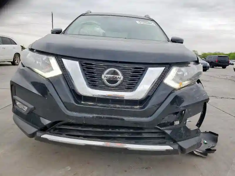 5N1AT2MV7JC748897 2018 NISSAN ROGUE-4