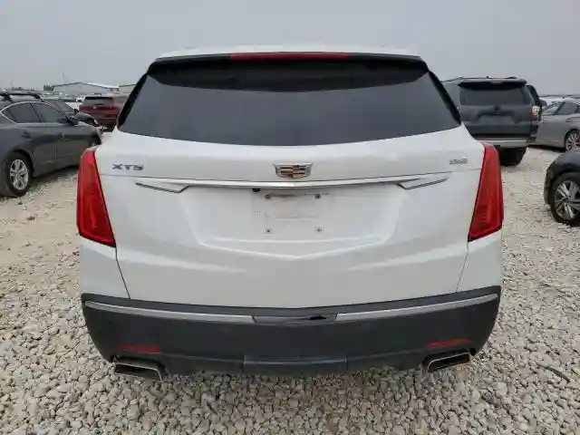 1GYKNARS0HZ314818 2017 CADILLAC XT5-5
