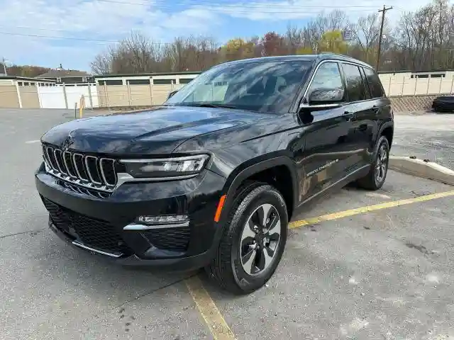 1C4RJYB65PC649709 2023 JEEP GRAND CHEROKEE-0