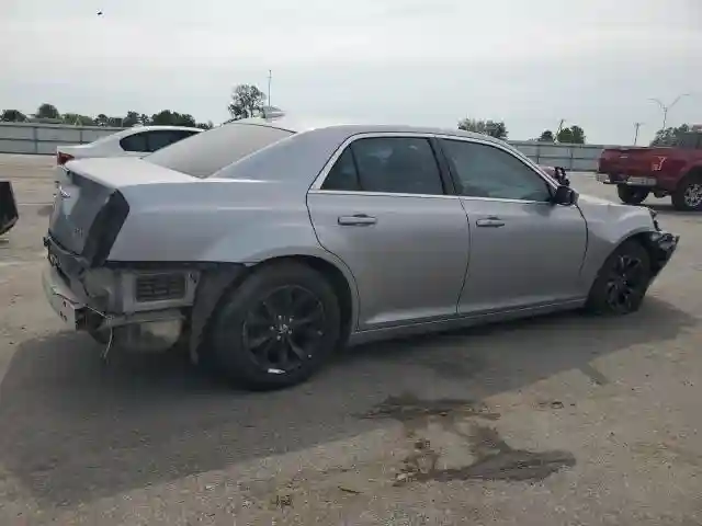 2C3CCAAG1GH233711 2016 CHRYSLER 300-2