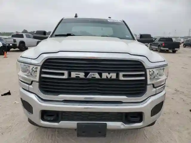 3C63R3HJ1KG604809 2019 RAM 3500-4