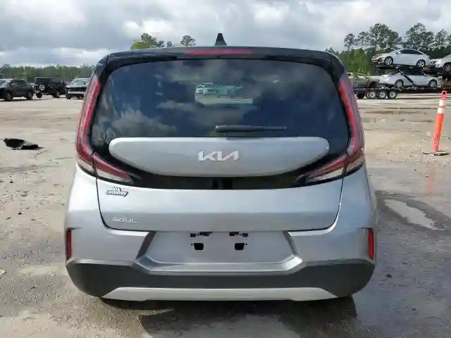 KNDJ23AUXP7867800 2023 KIA SOUL-5
