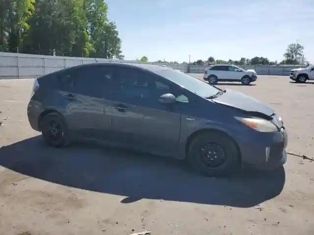 JTDKN3DUXF0410788 2015 TOYOTA PRIUS-3