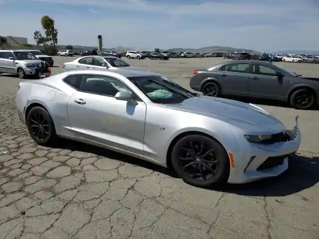 1G1FA1RX6J0137645 2018 CHEVROLET CAMARO-3