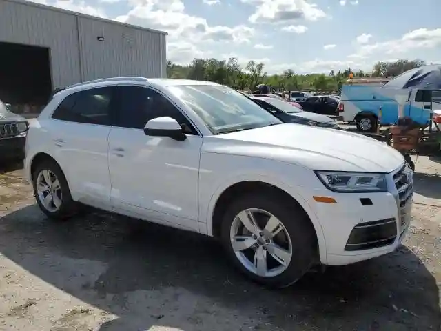 WA1BNAFY8J2011941 2018 AUDI Q5-3